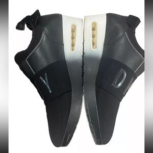 DKNY Slip-On Wedge Sneaker Size 8 Shoe Black with Logo Casual Stretch